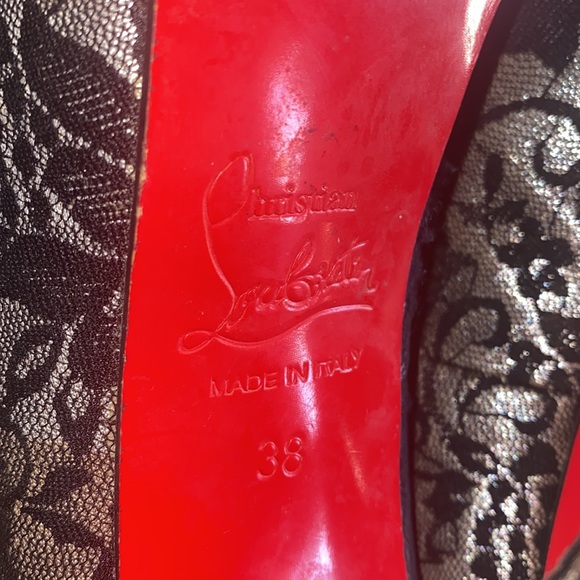 Red bottoms - Picture 11 of 14